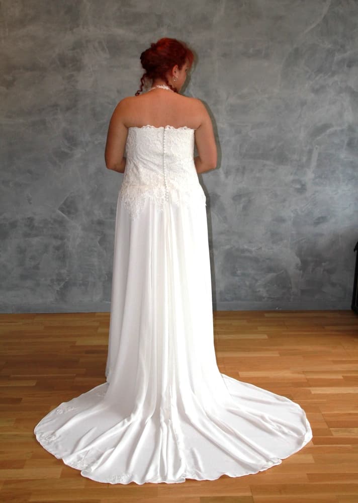 Bustier et dentelle 1